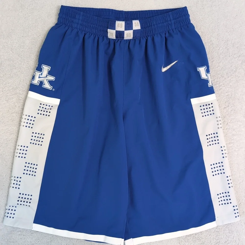 Vintage 2011 Kentucky Basketball Team Shorts M 29x12 Auth Game Use Anthony Davis